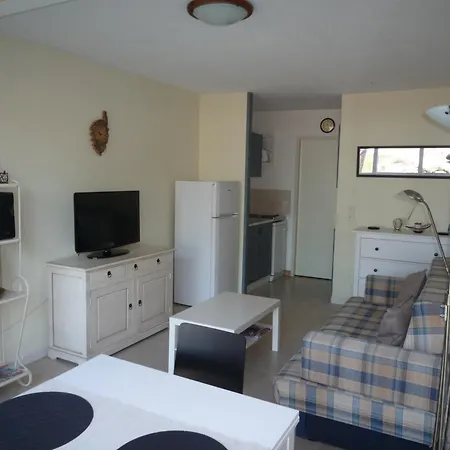 Calvi Vue Mer Et Plage A 80 M - Menage Et Linge Inclus * Calvi (Corsica)